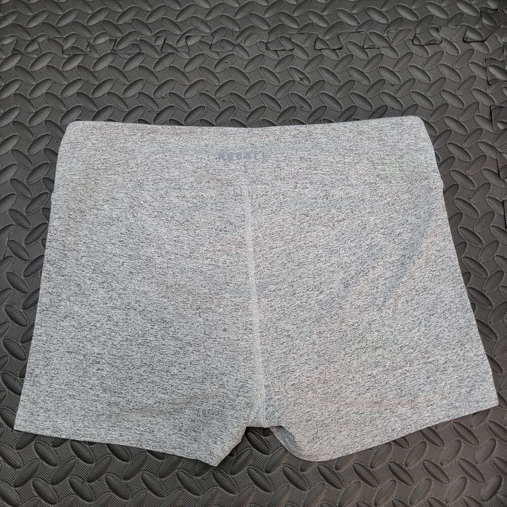 NOBULL Seamless Biker Shorts Medium 2” Inseam Activewear Athleisure Yoga Running